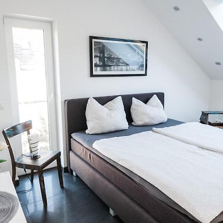 Modern Loft/Apartment Near Bonn Dtag/Dhl/Un ケーニッヒスヴィンター エクステリア 写真